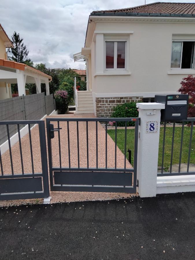 Chez Papinette, Proche Gare Et Centre, Pdj Compris Leilighet Niort Eksteriør bilde